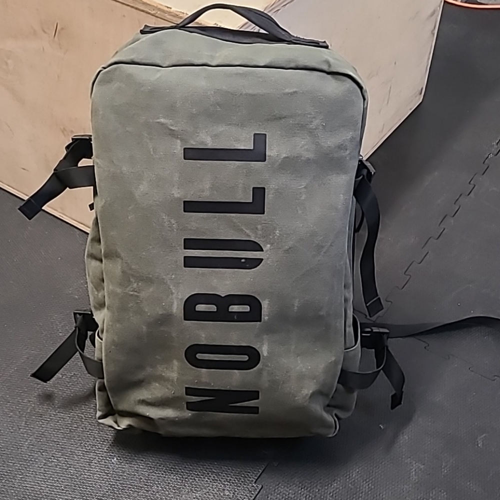 NOBULL WAXED CANVAS DUFFLEBACK backpack